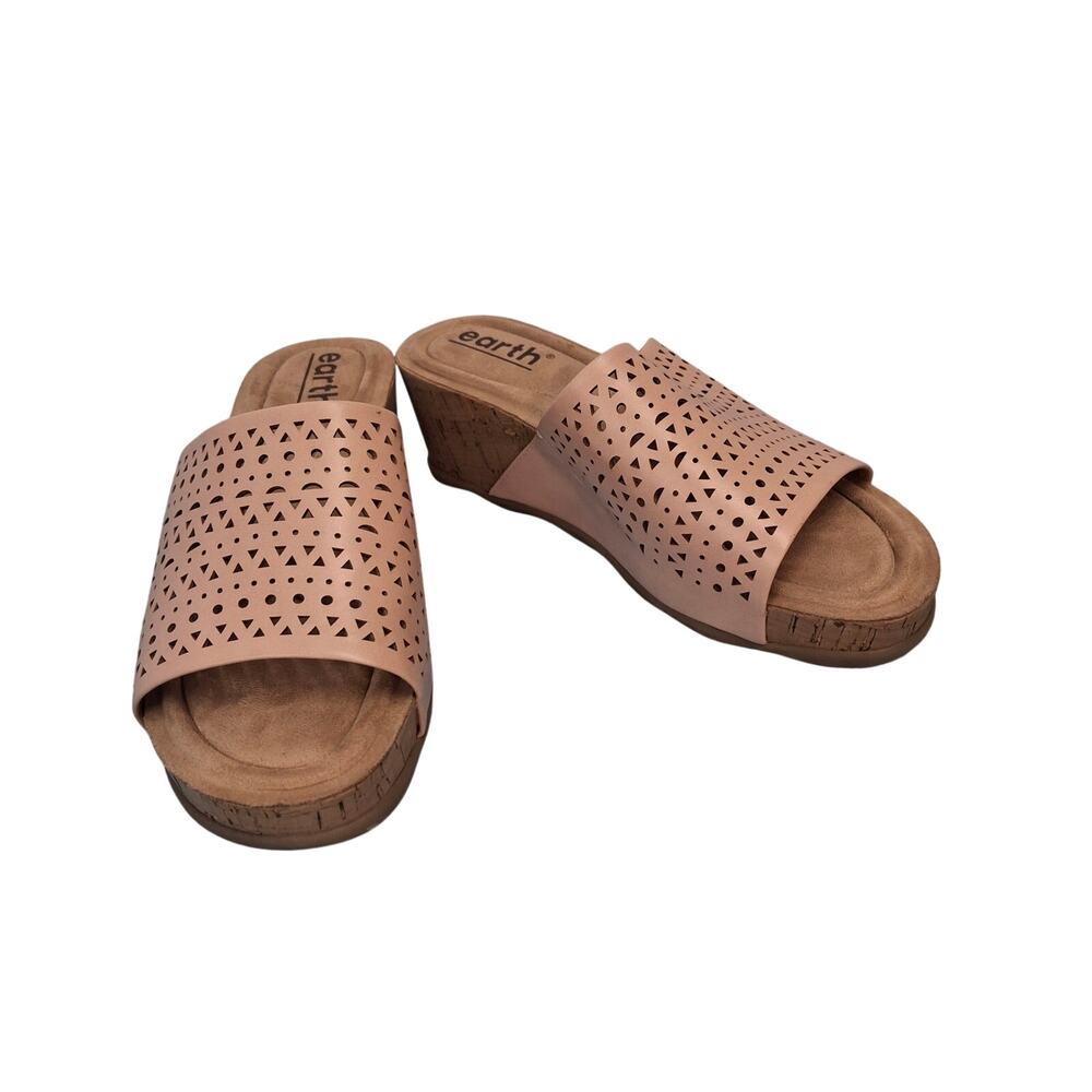 Earth Wendy Wedge Slide 7.5M Blush Neutral Pink Laser Cut Cork Platform